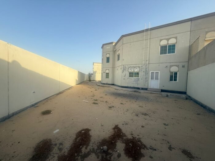 ⁦فيلا للبيع – حي جلمودة –محلة الرياض (777 م² – تايب 1 – صك حر)⁩ - الصورة ⁦3⁩