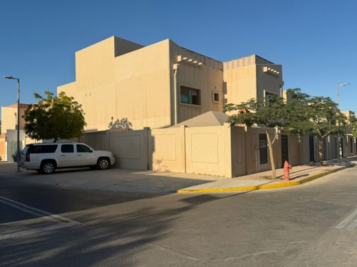 ⁦فيلا جلموده 493م² تايب B2 - صك حر  - مؤجرة على سابك⁩ - الصورة ⁦3⁩