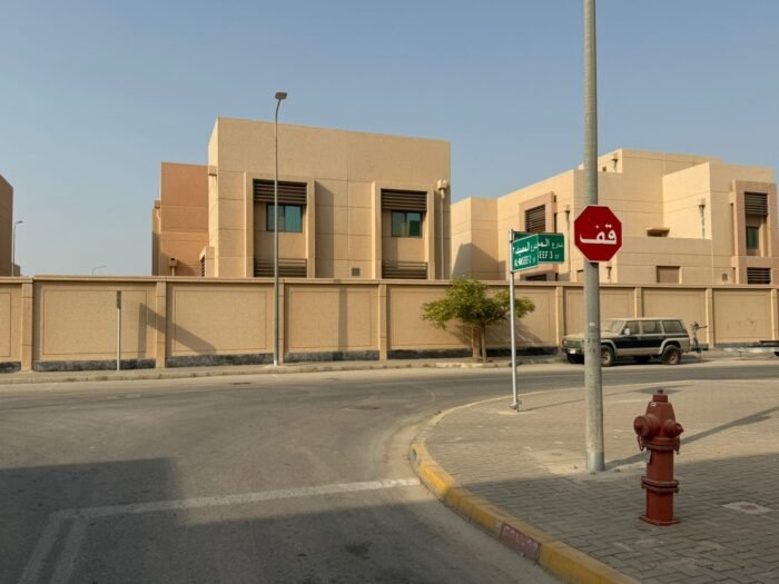 ⁦فيلا جلموده 560م² مشروع الكفاح A1 محلة الطائف⁩ - الصورة ⁦5⁩