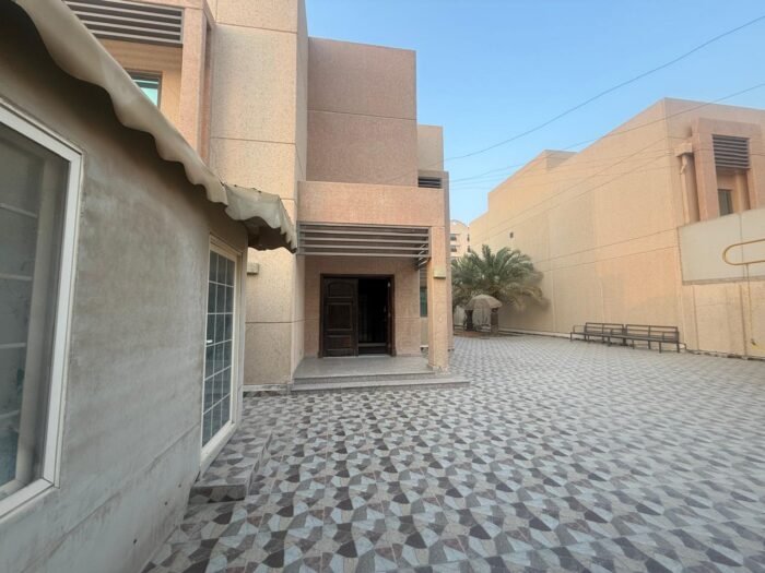 ⁦فيلا جلموده 600م² | تايب B3 | صك حر | الكفاح⁩ - الصورة ⁦7⁩