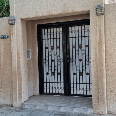 فيلا فاخرة بيوت الهيئة B2 للبيع بدارين – تشطيب راقٍ مساحة 507م