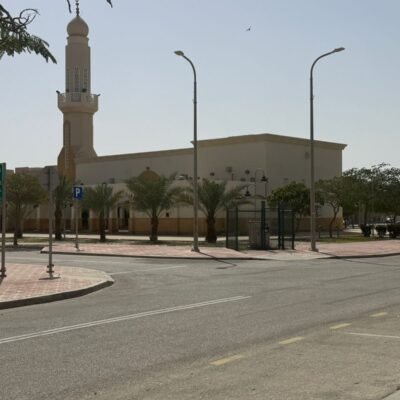 فيلا للبيع في جلموده – بيوت الهيئة أزميل A1 جار المسجد_مساحة 458م