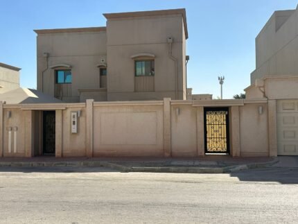 فيلا للبيع_جلموده_بيوت الهيئة الملكية_مساحة 600 م