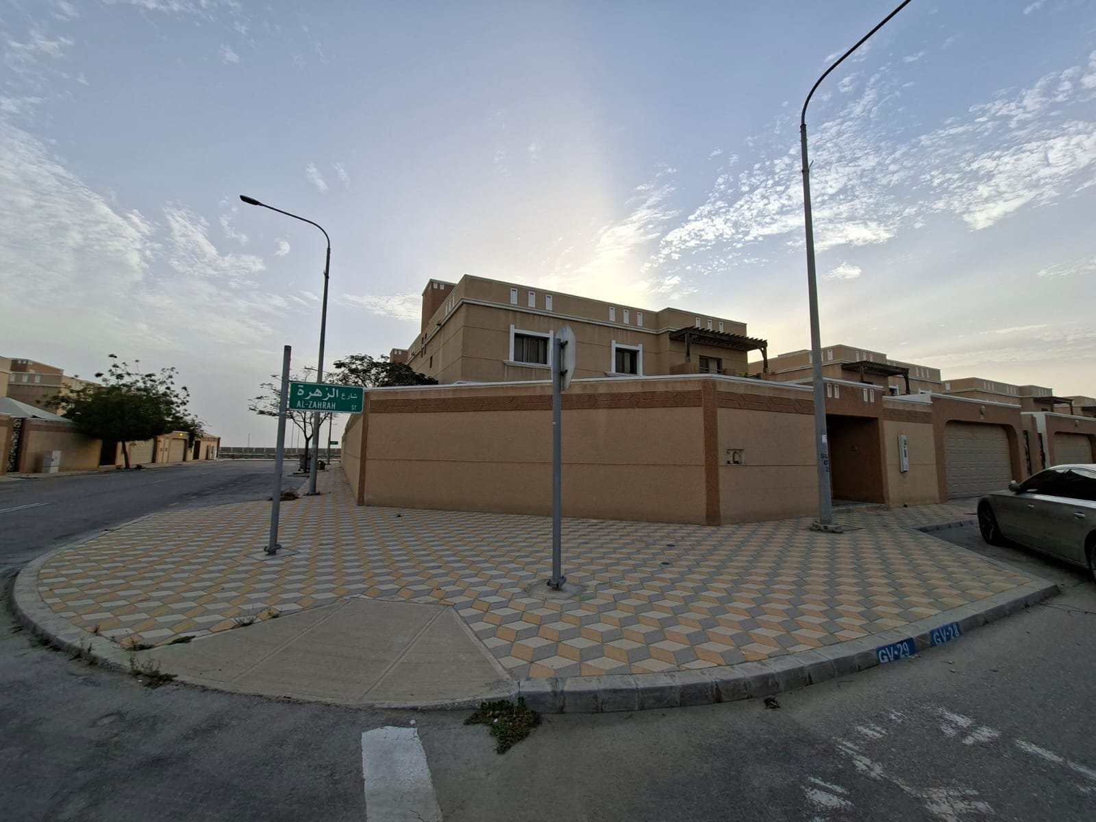 فيلا مودرن للبيع في جلموده – محلة العلا | بيوت مرافق تايب 5 | 590م | زاوية واجهتين فيلا مودرن للبيع في جلموده – محلة العلا | بيوت مرافق تايب 5 | 590م | زاوية واجهتين