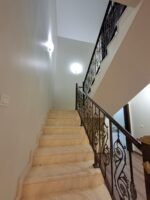 ⁦فيلا مودرن للبيع في جلموده – محلة العلا | بيوت مرافق تايب 5 | 590م | زاوية واجهتين⁩ - الصورة ⁦16⁩