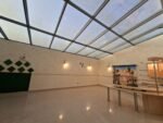 ⁦فيلا بتروكيميا للبيع في الفناتير بمساحة 535م | زاوية شارعين | تصميم مميز وحديقة داخلية⁩ - الصورة ⁦7⁩