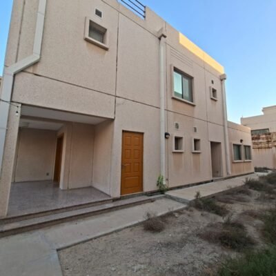بيت بناء الهيئة الملكية أزميل A2 بمساحة 480م في جلمودة | تكييف مركزي وجار المسجد