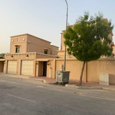 فيلا الهيئة العسيس 1 (390م) الجبيل الصناعية - جلمودة | مصانة من سابك وبجوار المسجد
