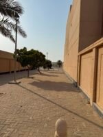 فيلا للبيع 725م² ( 3 واجهات - صك حر) | الجبيل الصناعية – حي جلمودة (شارع عكاظ)