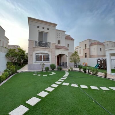فيلا فاخرة للبيع 630م² (صك حر) | الجبيل الصناعية – حي المطرفية