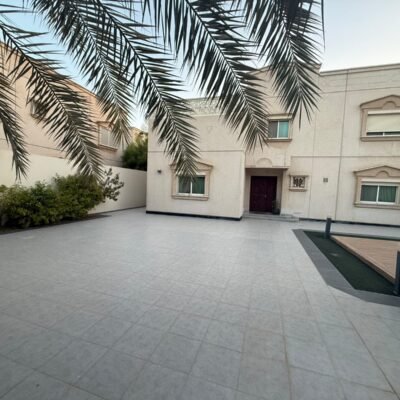 فيلا فاخرة للبيع 583م² (صك حر) | الجبيل الصناعية – حي دارين 6